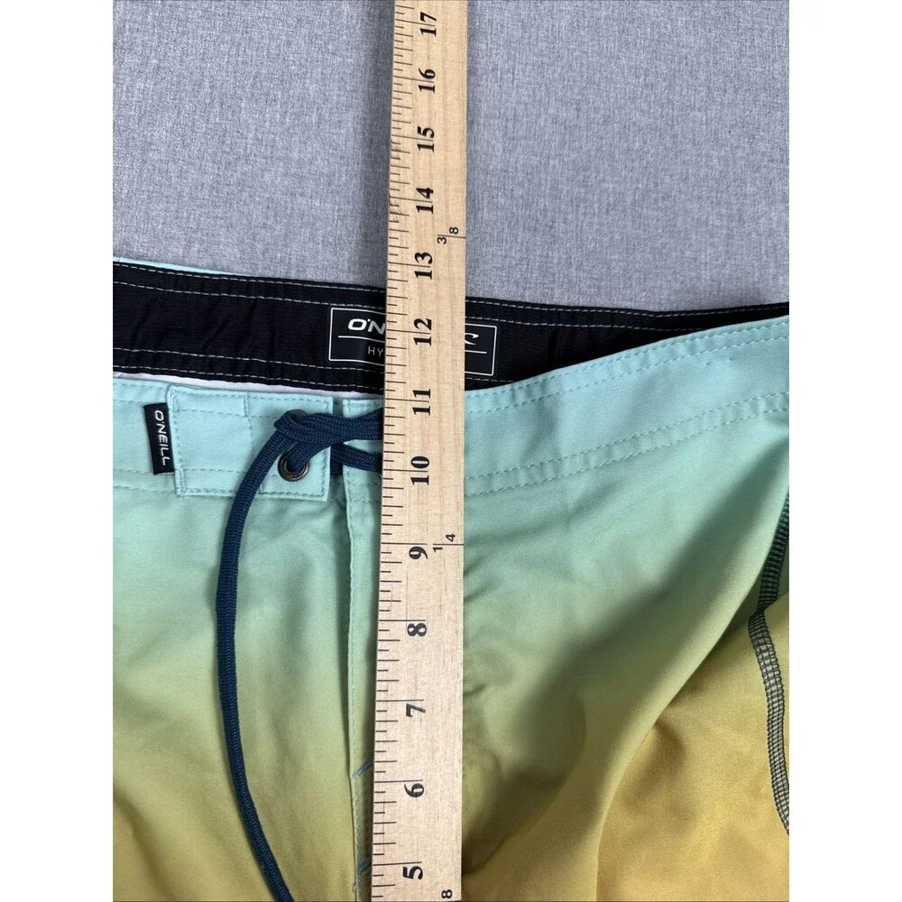 O'Neill Hyperfreak Multi Color Ombré Board Shorts‎ Surfing Beach Size Men's 29